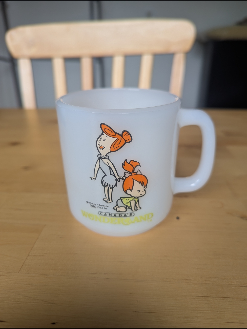Wonderland Flintstones White Glass Mug with Wilma Pebbles - Collectible